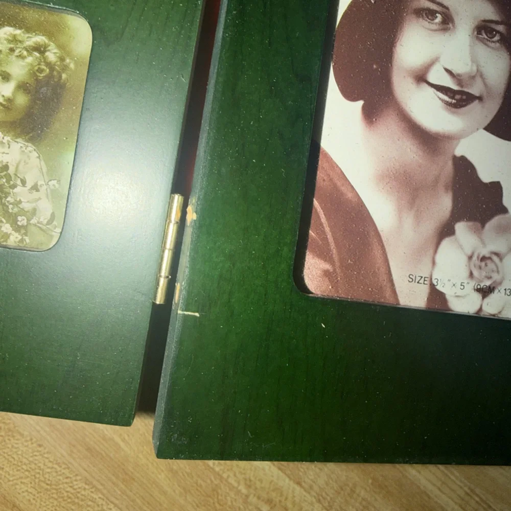 Vintage‎ Elegant Green Photo Frame Screen green cute home decor classic